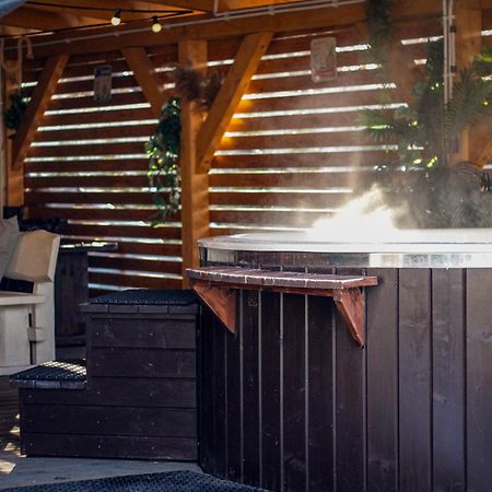 Aloha Glamp - Okragle Domki Przy Rzece - Balia I Sauna - Energylandia Zagornik 客房 照片
