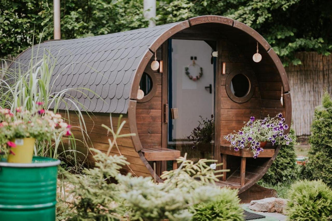 Aloha Glamp - Okragle Domki Przy Rzece - Balia I Sauna - Energylandia Zagornik 外观 照片