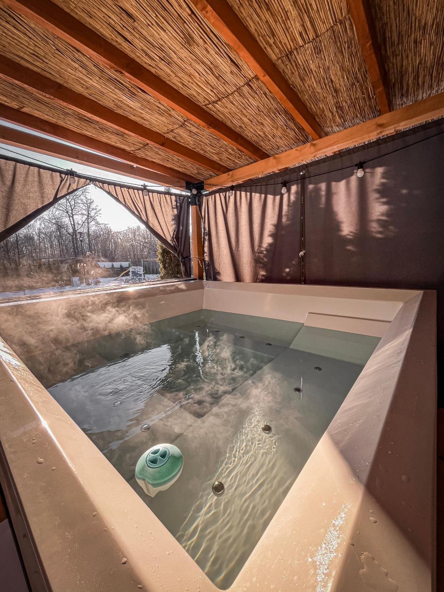 Aloha Glamp - Okragle Domki Przy Rzece - Balia I Sauna - Energylandia Zagornik 外观 照片