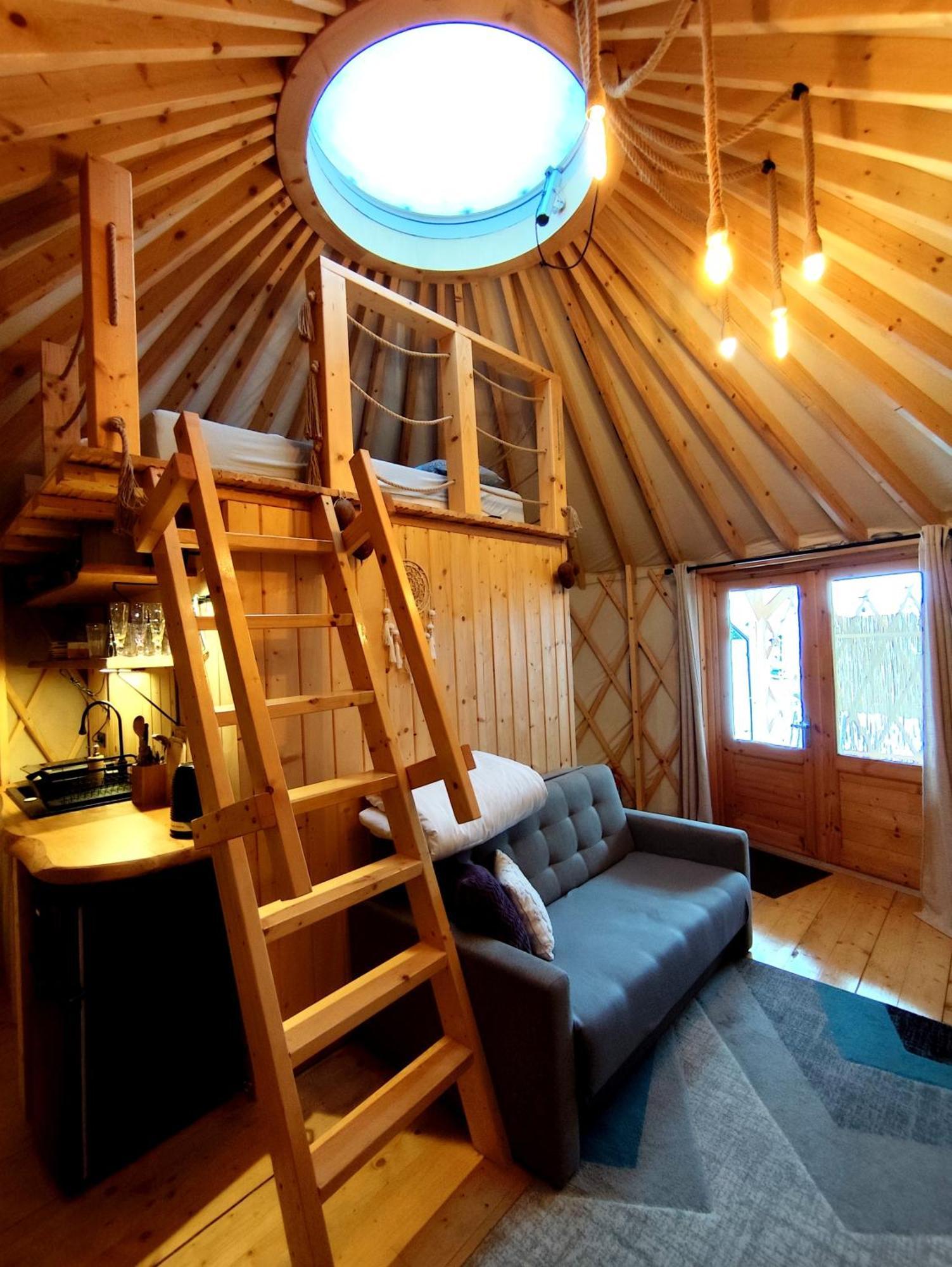 Aloha Glamp - Okragle Domki Przy Rzece - Balia I Sauna - Energylandia Zagornik 外观 照片